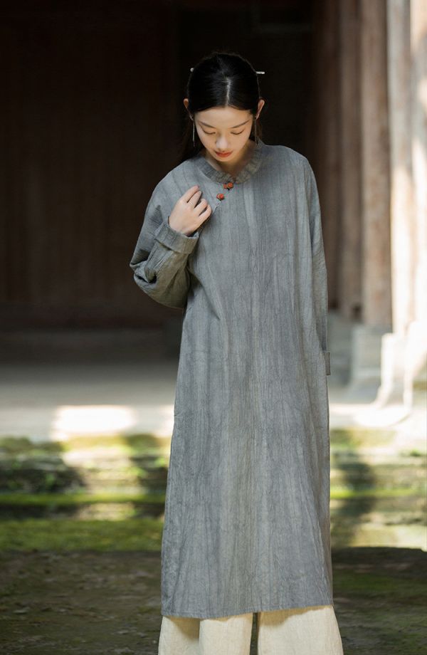 燕燕~棉麻商品~秋冬新款 改良旗袍裙手工紮染寬鬆遮肉茶服中式立領斜襟洋裝 連身裙 