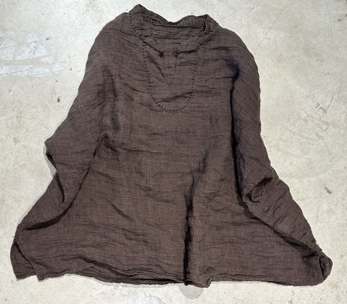 燕燕~亞麻 文藝復古肌理感色織套頭立領盤扣寬鬆落肩小衫 上衣 