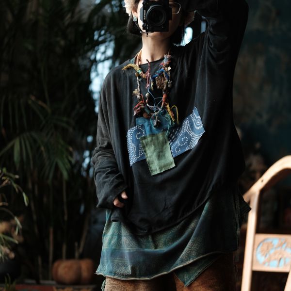 燕燕~秋冬新款 設計女裝文藝復古純棉寬鬆打底貼布T恤 HX011801 