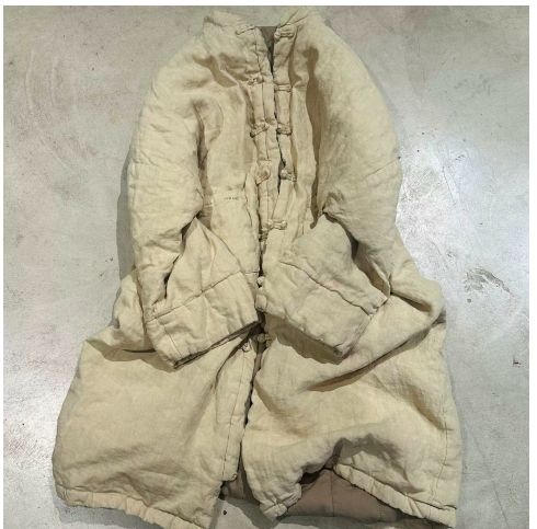 燕燕~秋冬新款 亞麻文藝復古對襟盤扣立領夾棉落肩棉袍外套 