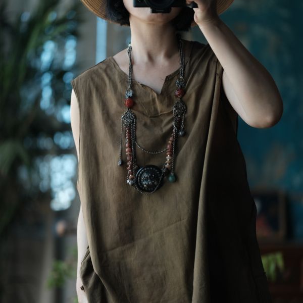 燕燕~夏季款式 復古手工植物染棉料V領背心 