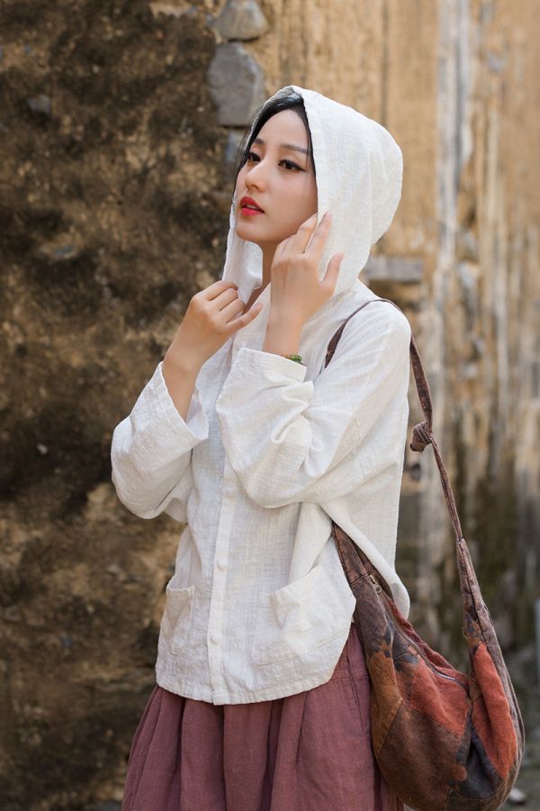 燕燕~夏季新款 高品質棉麻 砂洗連帽遮陽上衣 休閒文藝短版女開襟衫 長袖襯衫 