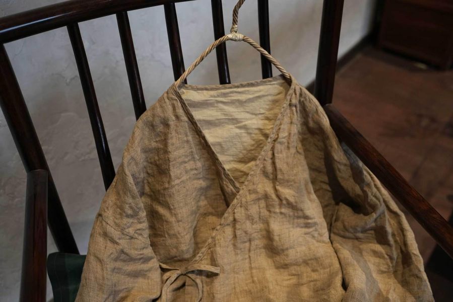 燕燕~春秋款 色織肌理感亞麻 傳統交領繫帶百搭襯衫 長袖上衣開襟衫 