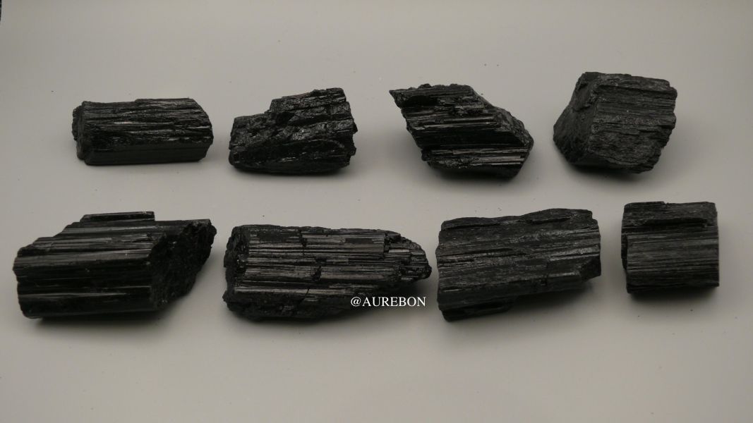黑碧璽原礦｜拉菲爾健康療癒・能量防護・身心穩定 