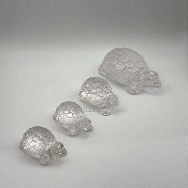 白水晶金錢龜擺件｜拉貴爾貴人緣・人際和諧・好人緣放大能量 白水晶, 白水晶金錢龜, 拉貴爾, 貴人運, 好人緣, 能量淨化, 人緣風水, 金錢龜擺件, 芮隱水晶, 淨化水晶, 人際和諧, 空間能量, 招好人緣