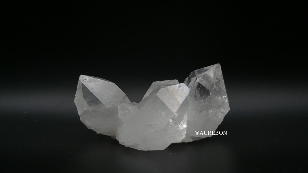 喜馬拉雅涅槃水晶系列｜靈魂淨化・深層覺醒・高頻連結能量 喜馬拉雅水晶, 涅槃水晶, Nirvana Quartz, 高頻水晶, 靈性覺醒, 深層淨化, 喜馬拉雅礦石, 稀有水晶, 芮隱水晶