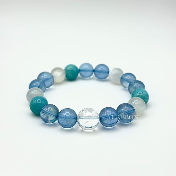 年度行運密碼357｜海藍寶 × 天河石 × 白月光・心靈流動・情緒平衡能量（含芮隱專屬密碼啟動水晶） 海藍寶手鍊, 天河石, 白月光, 年度行運密碼, 芮隱水晶, 密碼啟動水晶, 情緒平衡, 溝通能量, 行運水晶, 心靈流動, 水元素水晶, 海藍寶功效, 天河石功效, 白月光功效