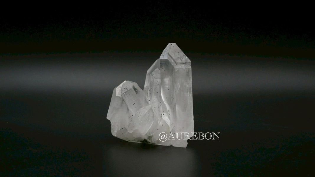 喜馬拉雅涅槃水晶系列｜靈魂淨化・深層覺醒・高頻連結能量 喜馬拉雅水晶, 涅槃水晶, Nirvana Quartz, 高頻水晶, 靈性覺醒, 深層淨化, 喜馬拉雅礦石, 稀有水晶, 芮隱水晶