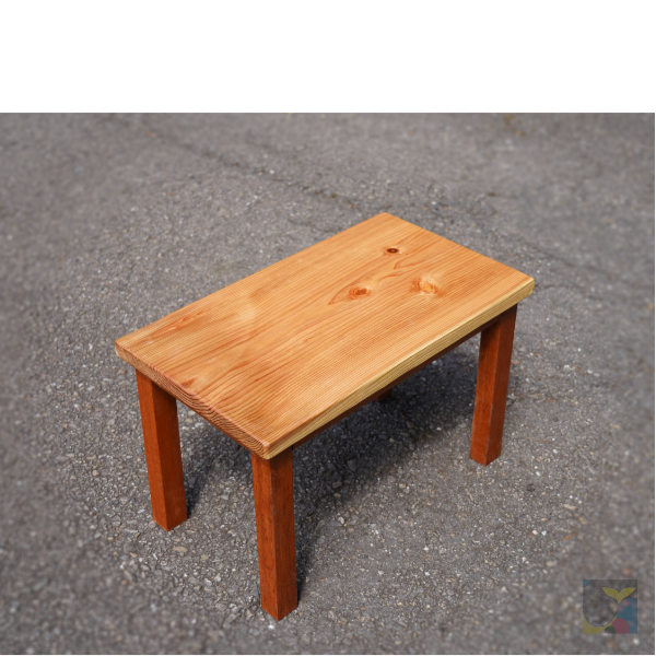 吉野杉鐵木腳小型茶几 小茶几,原木小茶几,小桌子,吉野杉茶几,吉野杉,鐵木,打坐桌,冥想桌,小木桌,手工桌,手工小桌子,手工木茶几,木茶几,原木茶几,原木小桌子,全手工,實木小桌,實木茶几,網紅小桌子,小書桌,木頭小桌子,木頭小書桌,手工小書桌