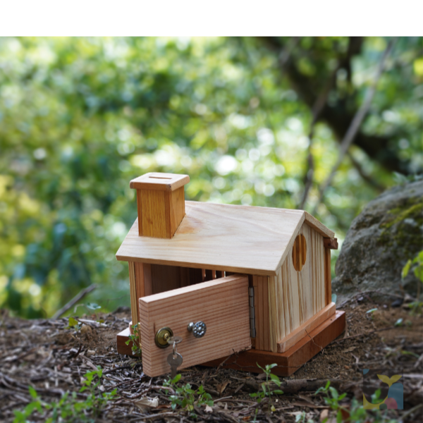 （套組）雙小木屋收納箱 存錢筒,功德箱,捐獻箱,創意收納,全手工小木屋,小木屋,木屋擺設,附鎖小木屋功德箱,全手工木製品,木頭擺設,手工木藝品,存錢箱,投幣箱,香油錢,賽錢箱,造型功德箱,造型賽錢箱,奉納箱,募款箱,創意手工木製品