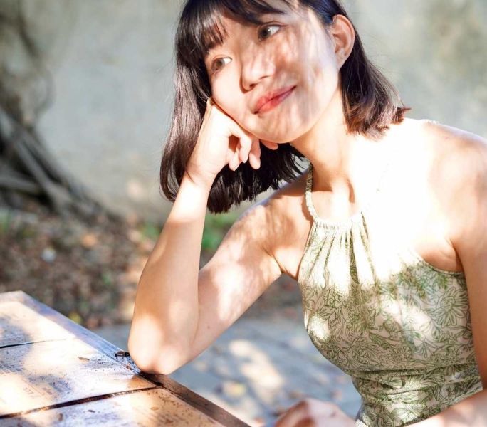 春山花譜 | 削肩款比基尼式上衣 