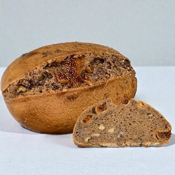無花果核桃雙麥麵包 旭穗酸種麵包,老麵種,歐式麵包,黑麥,全麥,自培天然酵母,全素,健康,酸種麵包哪裡買,酸種麵包訂購,台北酸種麵包,無添加食品添加劑,無糖無油