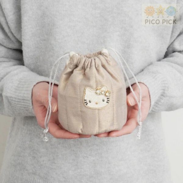 【Hello Kitty × MAYGLOBE】手工珠繡束口袋 