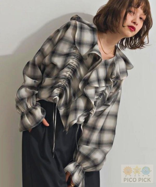 2026春款日本Elencare Due 設計款｜浪漫荷葉抽繩V領格紋上衣 雪紡荷葉邊短版上衣 女生上衣 