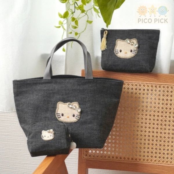 日本直送｜Hello Kitty × MAYGLOBE 品牌聯名手工刺繡包款（收納包／化妝包） 