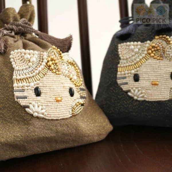 【日本品牌聯名】Hello Kitty × MAYGLOBE 手工珠繡巾著包 