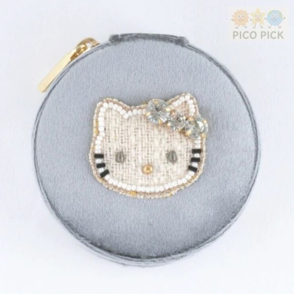 日本聯名｜Hello Kitty × MAYGLOBE 圓形首飾收納珠寶包 