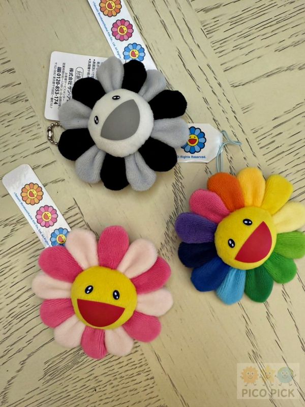 現貨日本親飛帶回｜村上隆Takashi Murakami 彩虹微笑太陽花 絨毛吊飾兼胸針｜包包點綴 小配件 