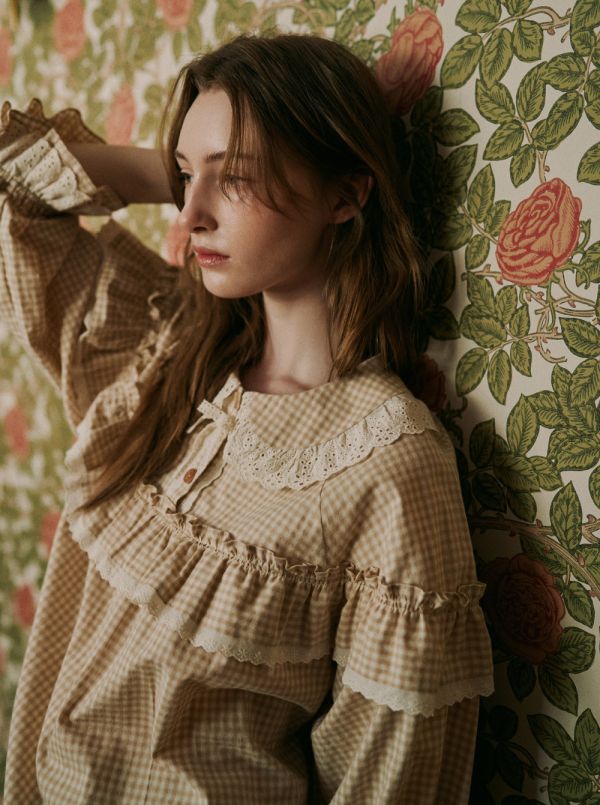 ULLALA 米色晨曦格調睡衣套裝 