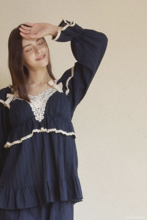 LUNALUZ 午夜海藍刺繡蕾絲睡衣套裝｜內襯Bra設計 