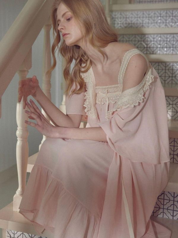 BALCONY 奢華蕾絲睡袍  80支棉 