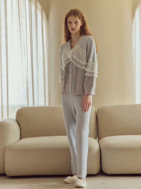 韓國 蕾絲拼接柔軟睡衣套裝 