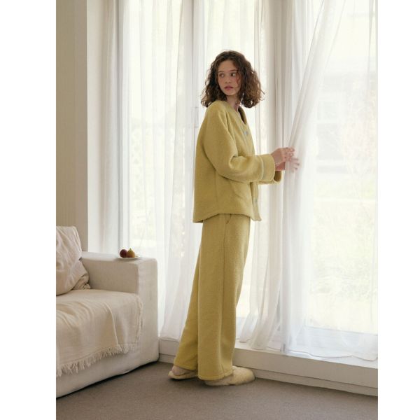 ULLALA 檸檬晨光珊瑚絨睡衣套裝 
