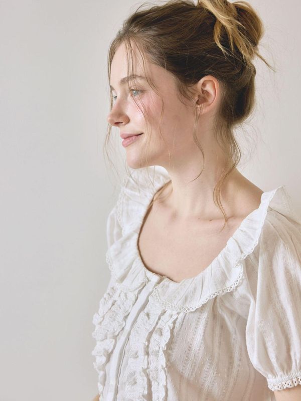 LUNALUZ 立體織紋荷葉領睡衣套裝｜純淨白　26S 