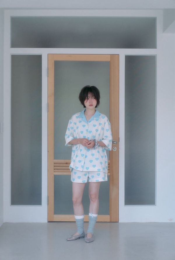 MMOM 藍色愛心印花短褲 