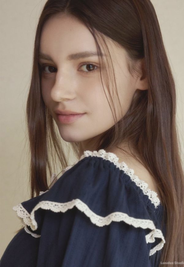 LUNALUZ 午夜海藍刺繡蕾絲睡衣套裝｜內襯Bra設計 