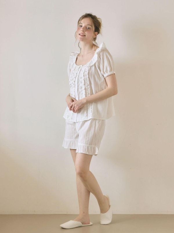 LUNALUZ 立體織紋荷葉領睡衣套裝｜純淨白　26S 