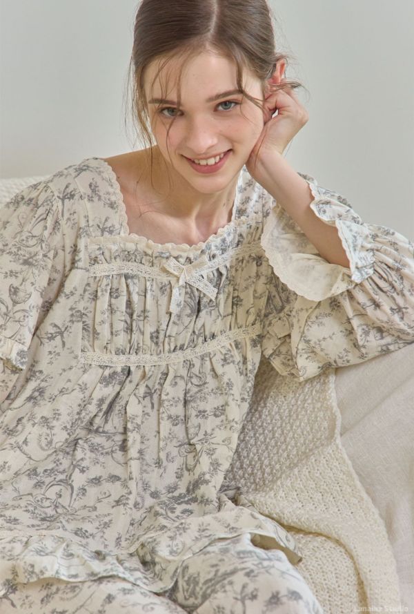 LUNALUZ 復古朱依紋雅緻灰睡衣套裝 