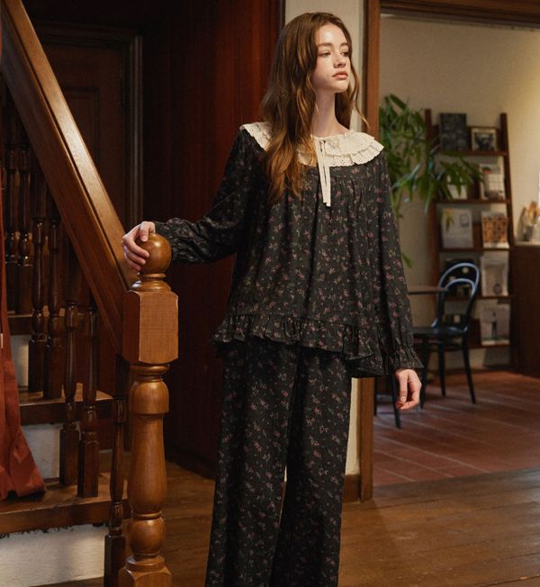 ULLALA 黑紫羅蘭睡衣套裝 