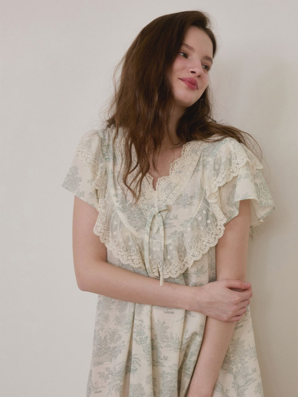 LUNALUZ 朱依紋奢華蕾絲睡衣 