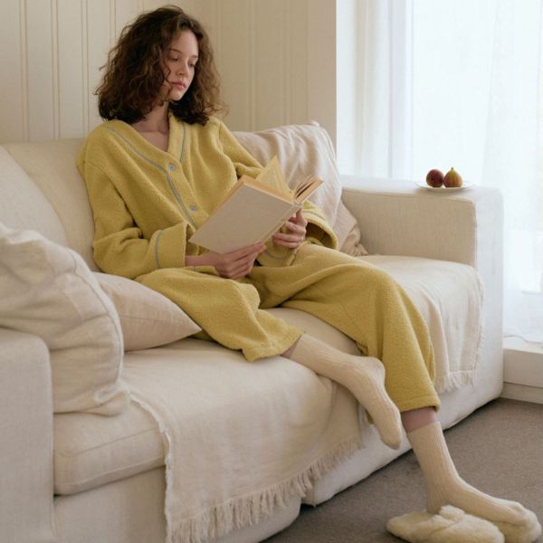 ULLALA 檸檬晨光珊瑚絨睡衣套裝 