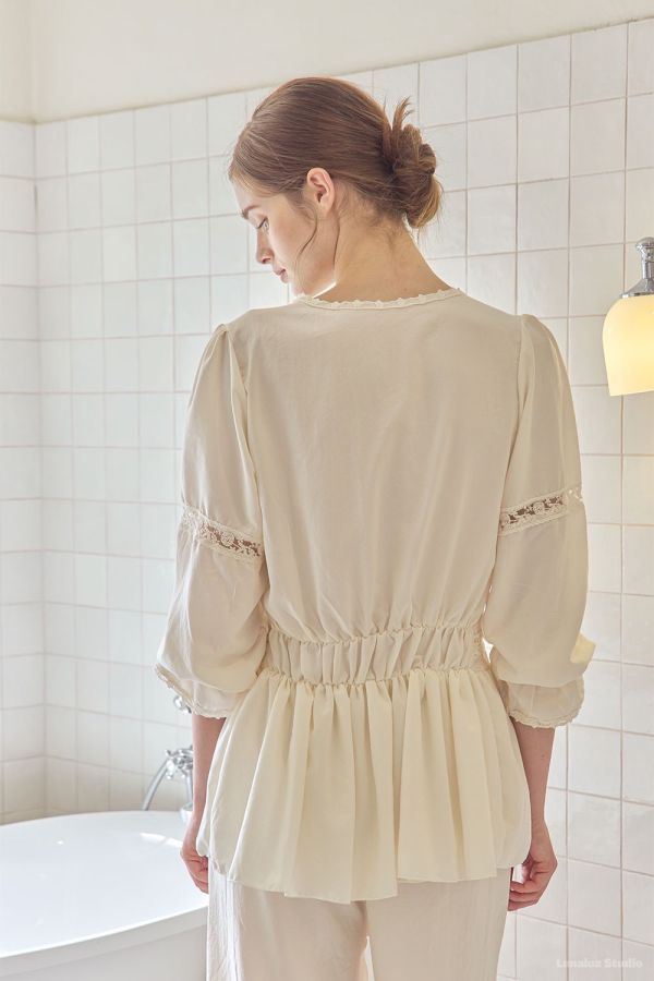 LUNALUZ 米白玫瑰刺繡睡衣套裝 