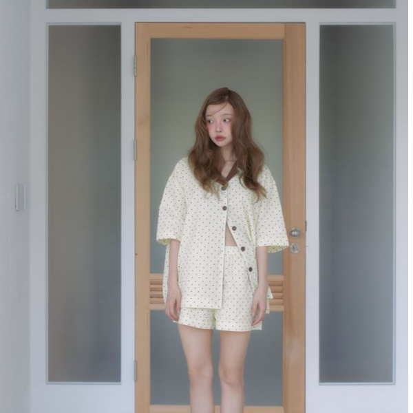 MMOM 悠閒短褲 棕色 