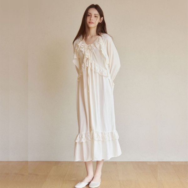 LUNALUZ 奶油香頌蕾絲綁帶睡衣洋裝 