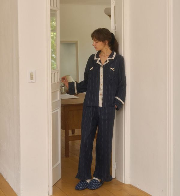 ULLALA 靛藍夜讀蕾絲睡衣套裝 