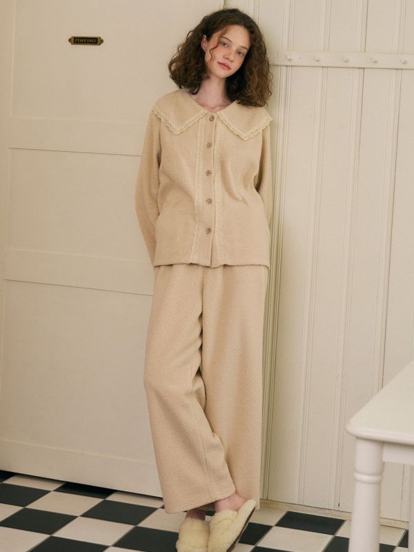 ULLALA 奶霜拿鐵珊瑚絨睡衣套裝 