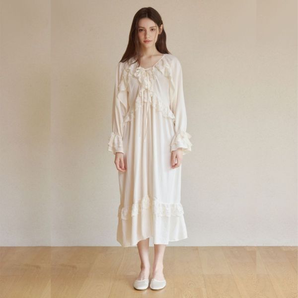 LUNALUZ 奶油香頌蕾絲綁帶睡衣洋裝 