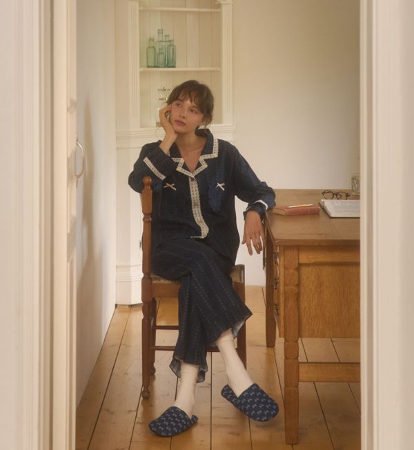 ULLALA 靛藍夜讀蕾絲睡衣套裝 