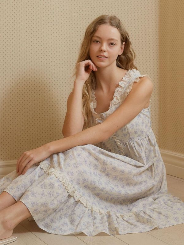 LUNALUZ 藍玫瑰印花蕾絲長裙睡衣｜夏日推薦．薄棉涼感 