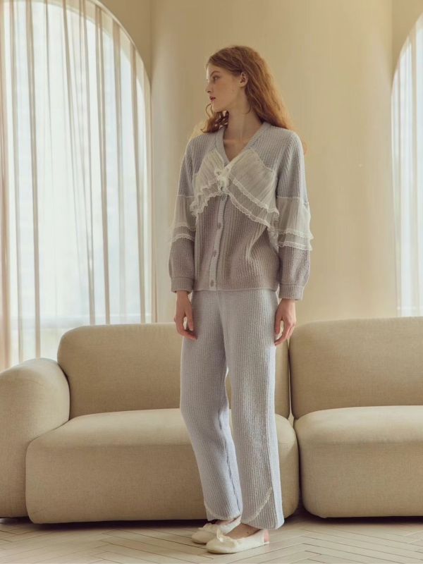 韓國 蕾絲拼接柔軟睡衣套裝 