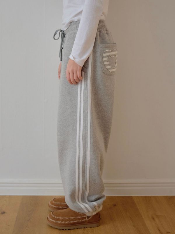 MMOM Cozy Heart 拼接寬版家居褲｜灰色 