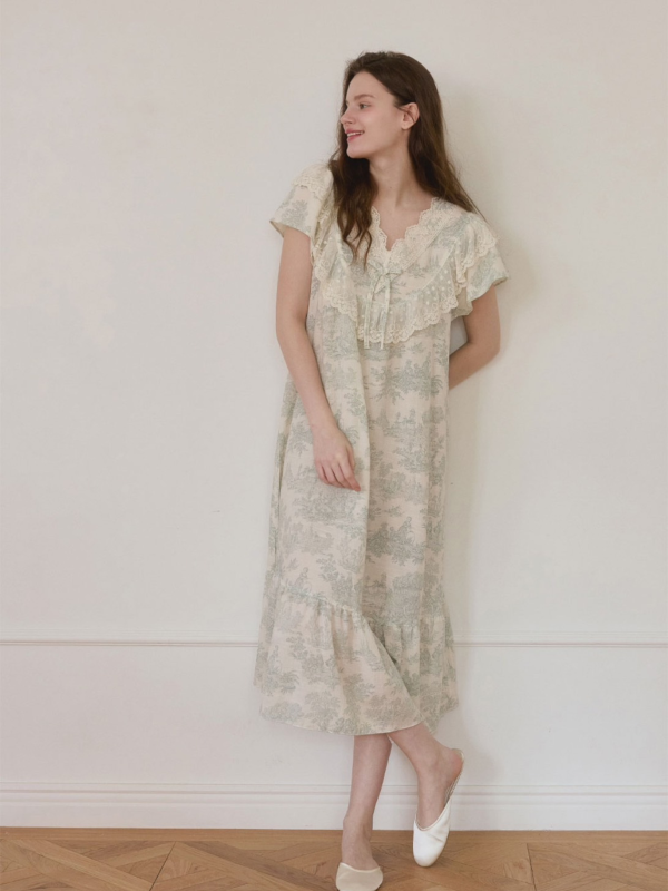 LUNALUZ 朱依紋奢華蕾絲睡衣 