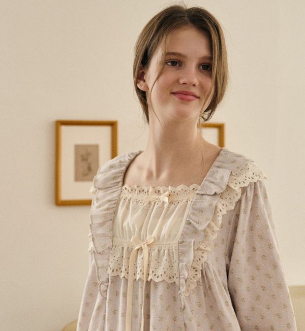 ULLALA 安靜花室睡衣洋裝 