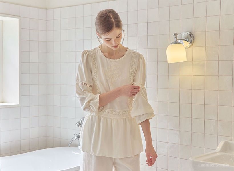 LUNALUZ 米白玫瑰刺繡睡衣套裝 
