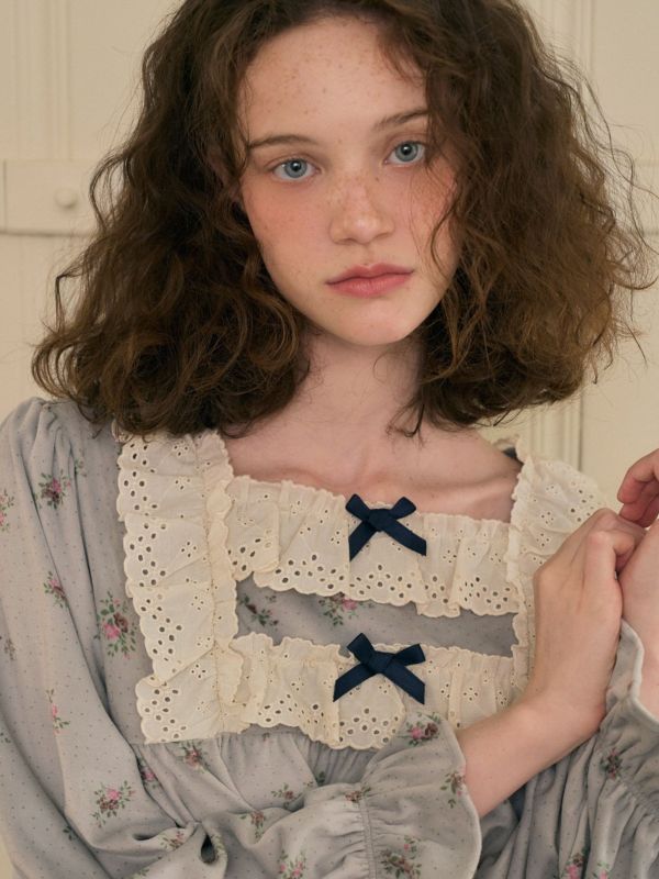 ULLALA 柔霧灰藍天鵝絨睡衣套裝 