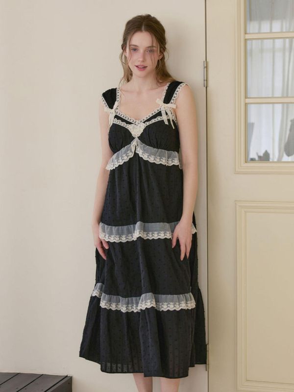 LUNALUZ 蕾絲睡衣洋裝｜Bra內襯・黑色 26S 